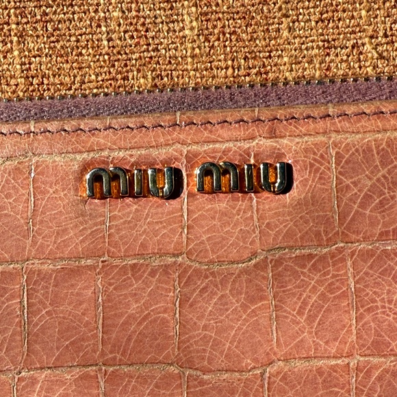 MiuMiu Croc Wallet - Picture 8 of 8